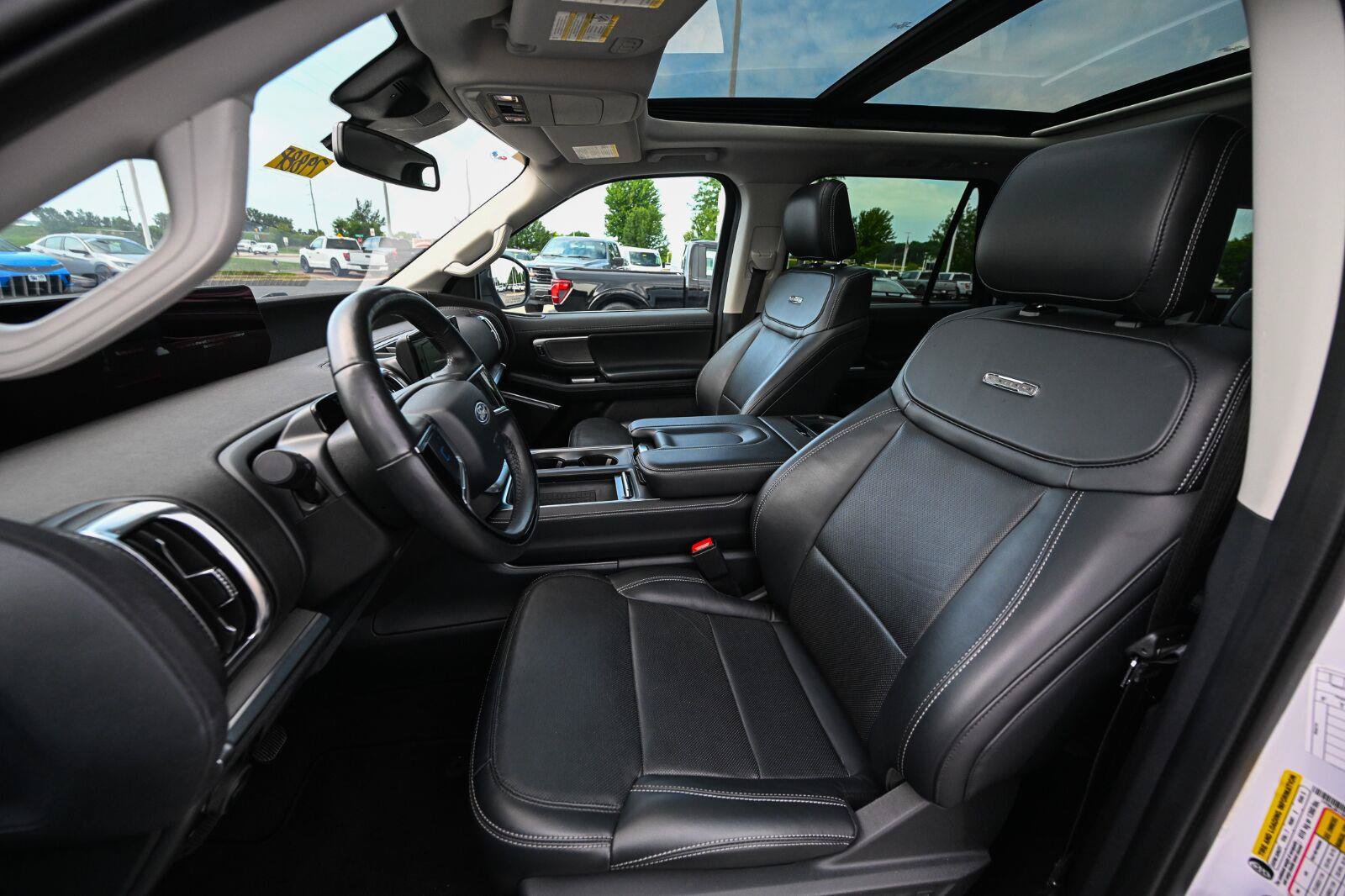 Certified 2025 Ford Expedition Max Platinum AWD/4WD image 19