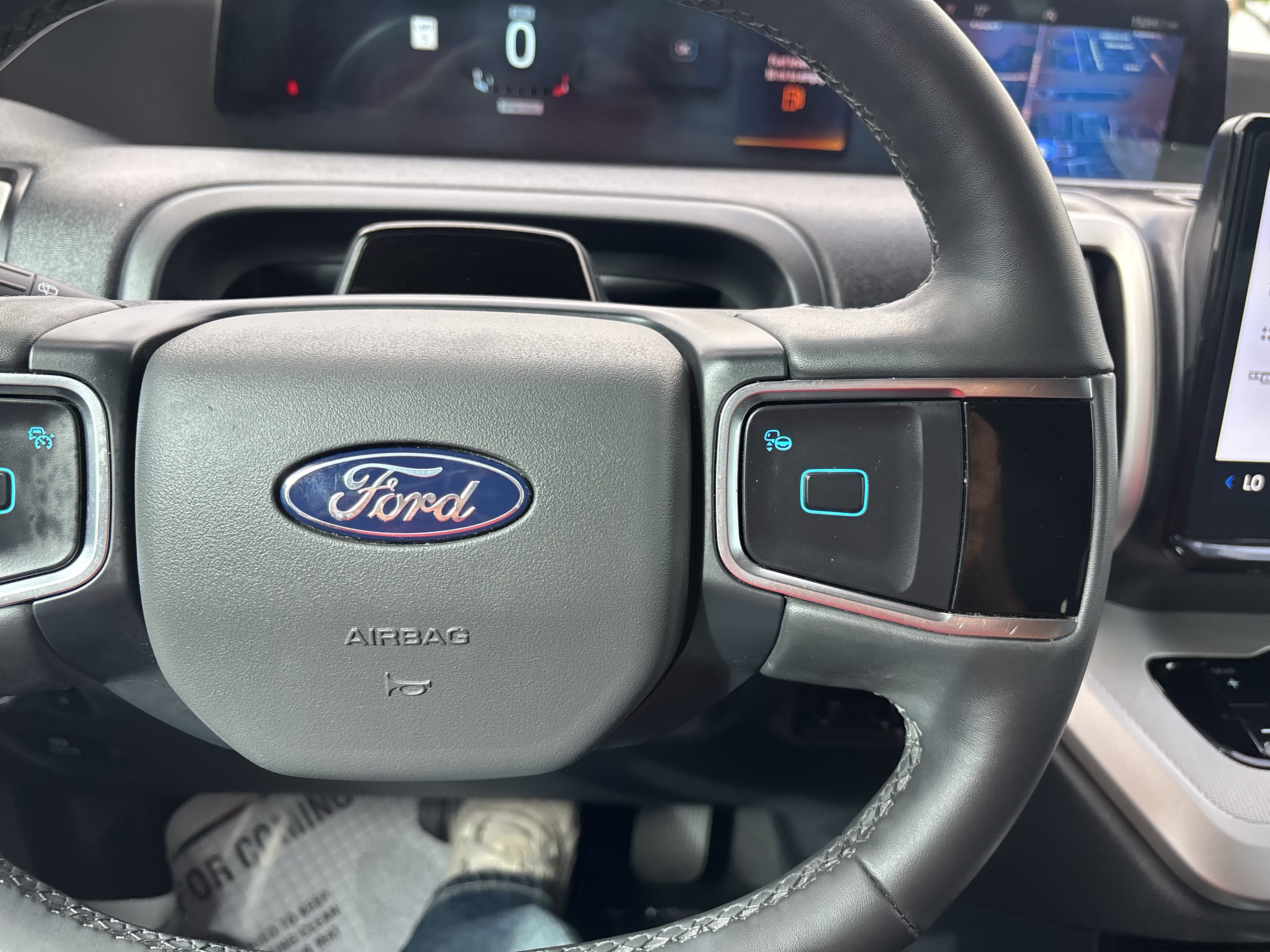Certified 2025 Ford Expedition Active RWD image 30