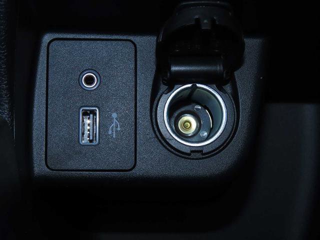 Used 2024 Nissan Versa S image 34