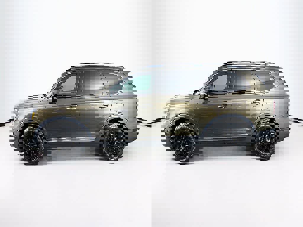 Used 2023 Kia Telluride SX X-Pro image 2