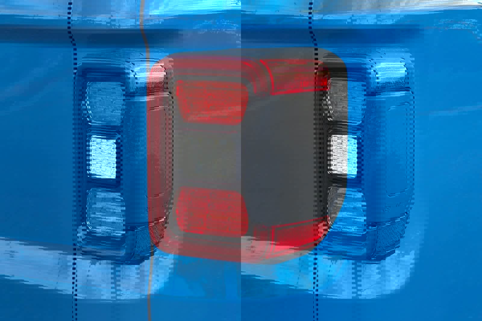 Used 2022 Jeep Gladiator Overland image 27