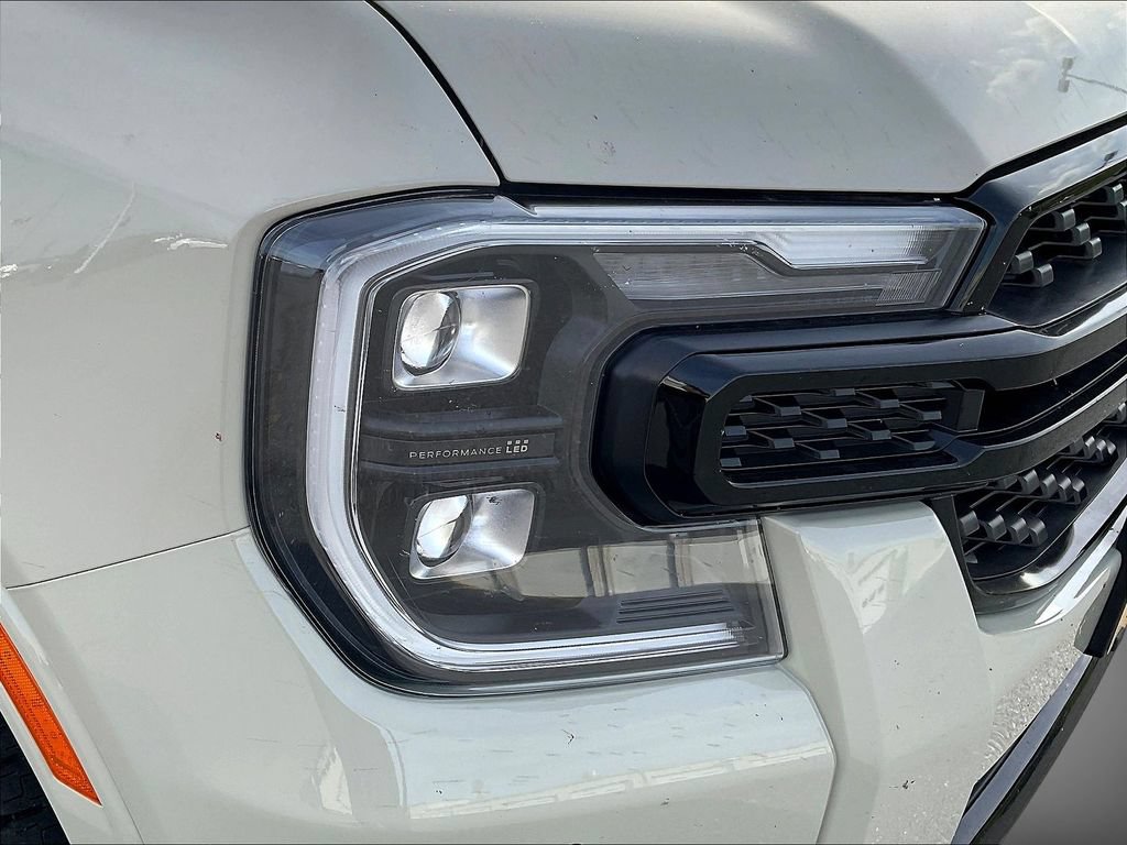 Certified 2025 Ford Ranger Lariat w/ Black Appearance Package AWD/4WD image 33