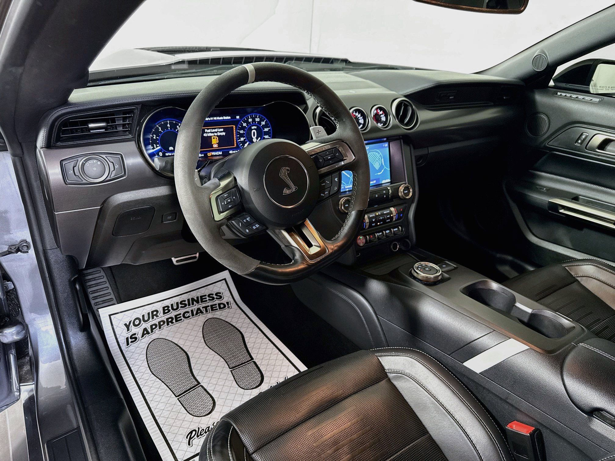 Certified 2021 Ford Mustang Shelby GT500 w/ Technology Package RWD image 13
