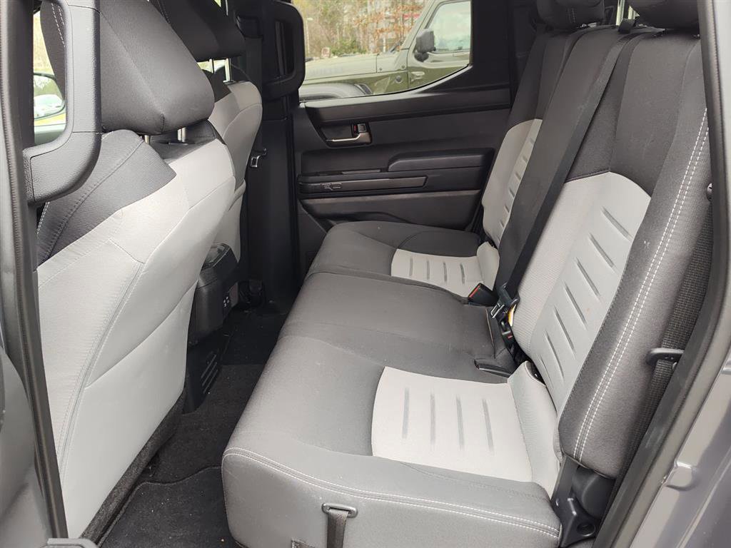 Used 2024 Toyota Tacoma TRD Off-Road AWD/4WD image 16