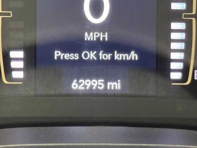 Used 2020 Jeep Cherokee Latitude Plus w/ Cold Weather Group image 17