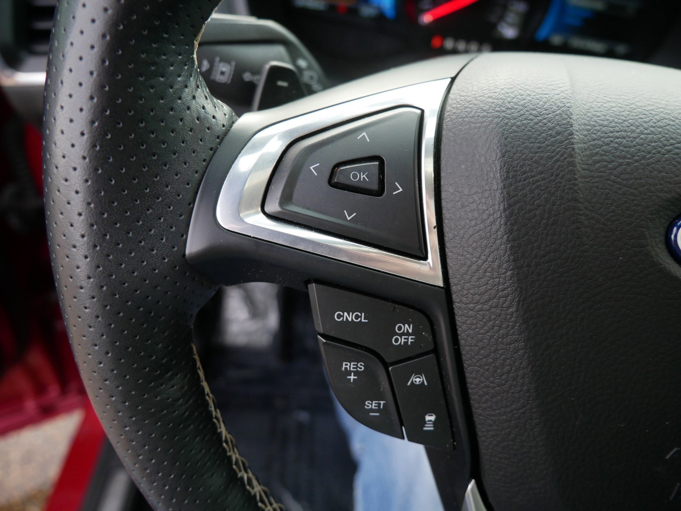 Certified 2022 Ford Edge ST w/ Equipment Group 401A image 27