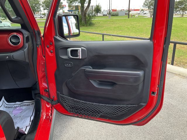 Used 2019 Jeep Wrangler Unlimited Rubicon AWD/4WD image 18