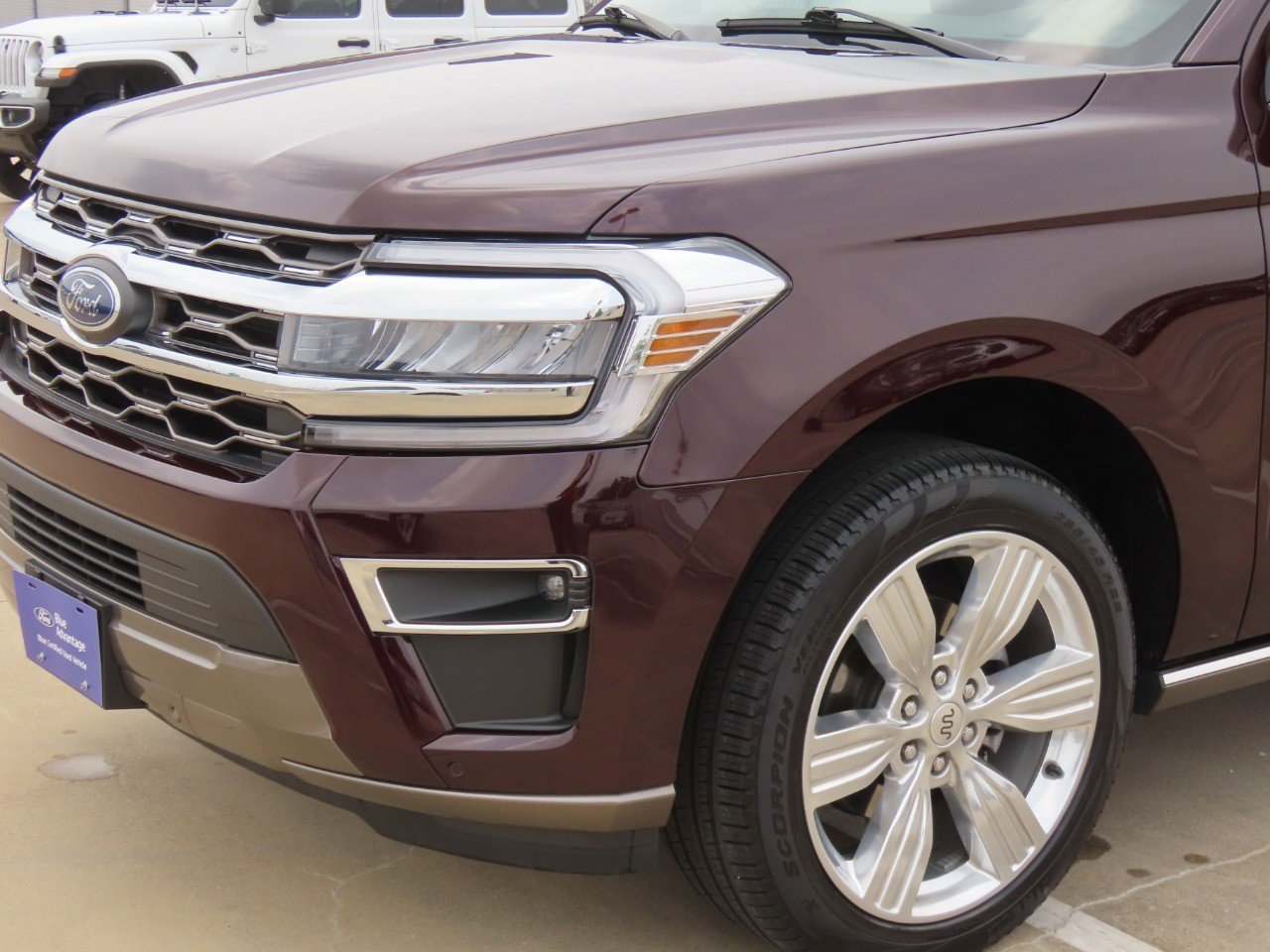 Certified 2024 Ford Expedition King Ranch RWD image 3