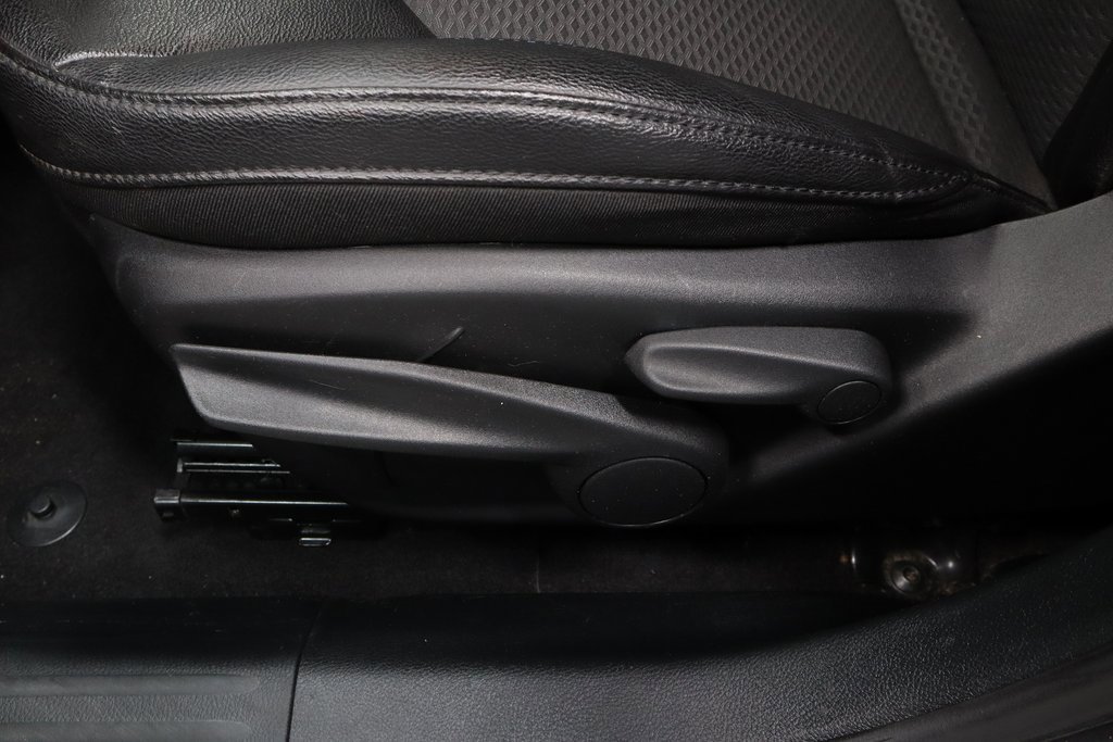 Used 2024 Jeep Compass Latitude image 23