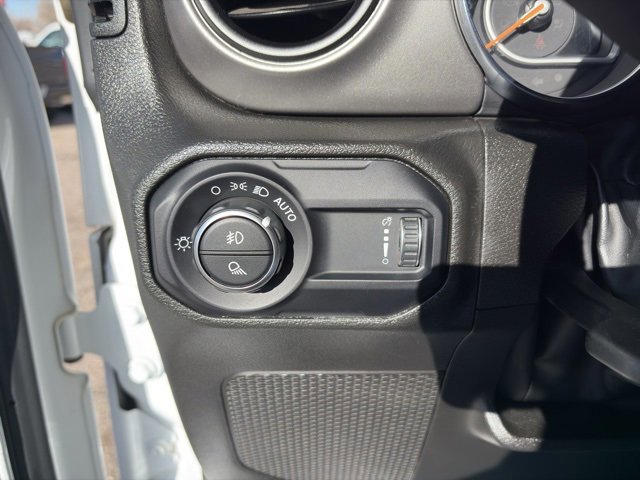 Used 2023 Jeep Gladiator Willys image 30