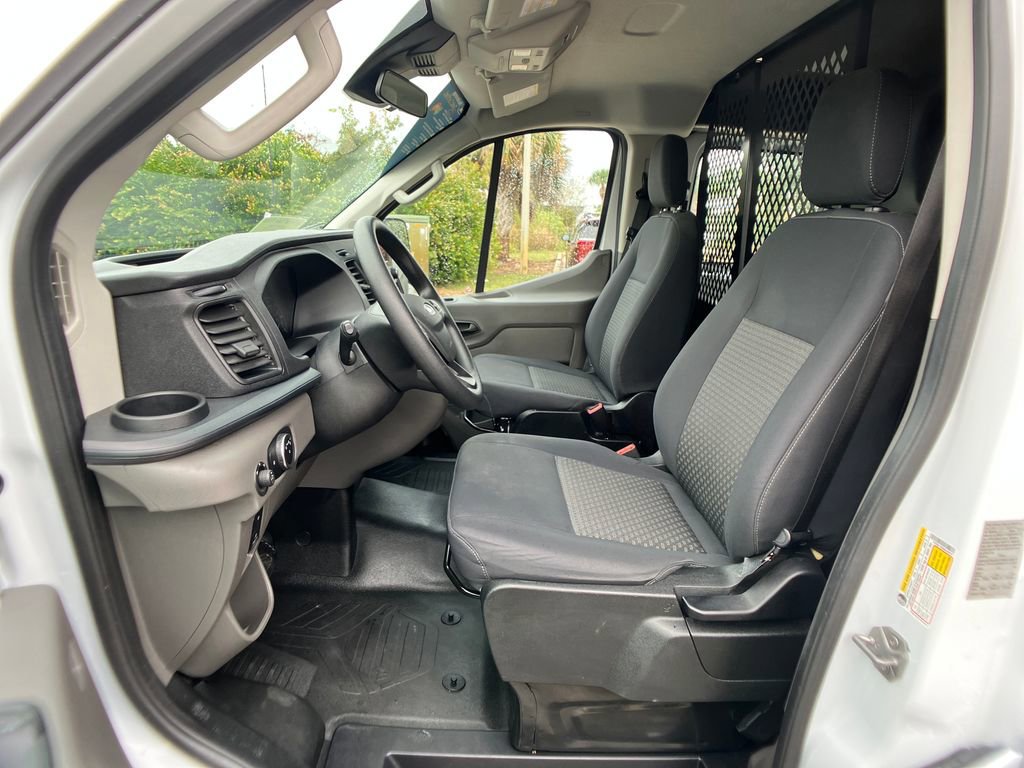 Certified 2024 Ford Transit 250 Low Roof w/ Exterior Upgrade Package image 30
