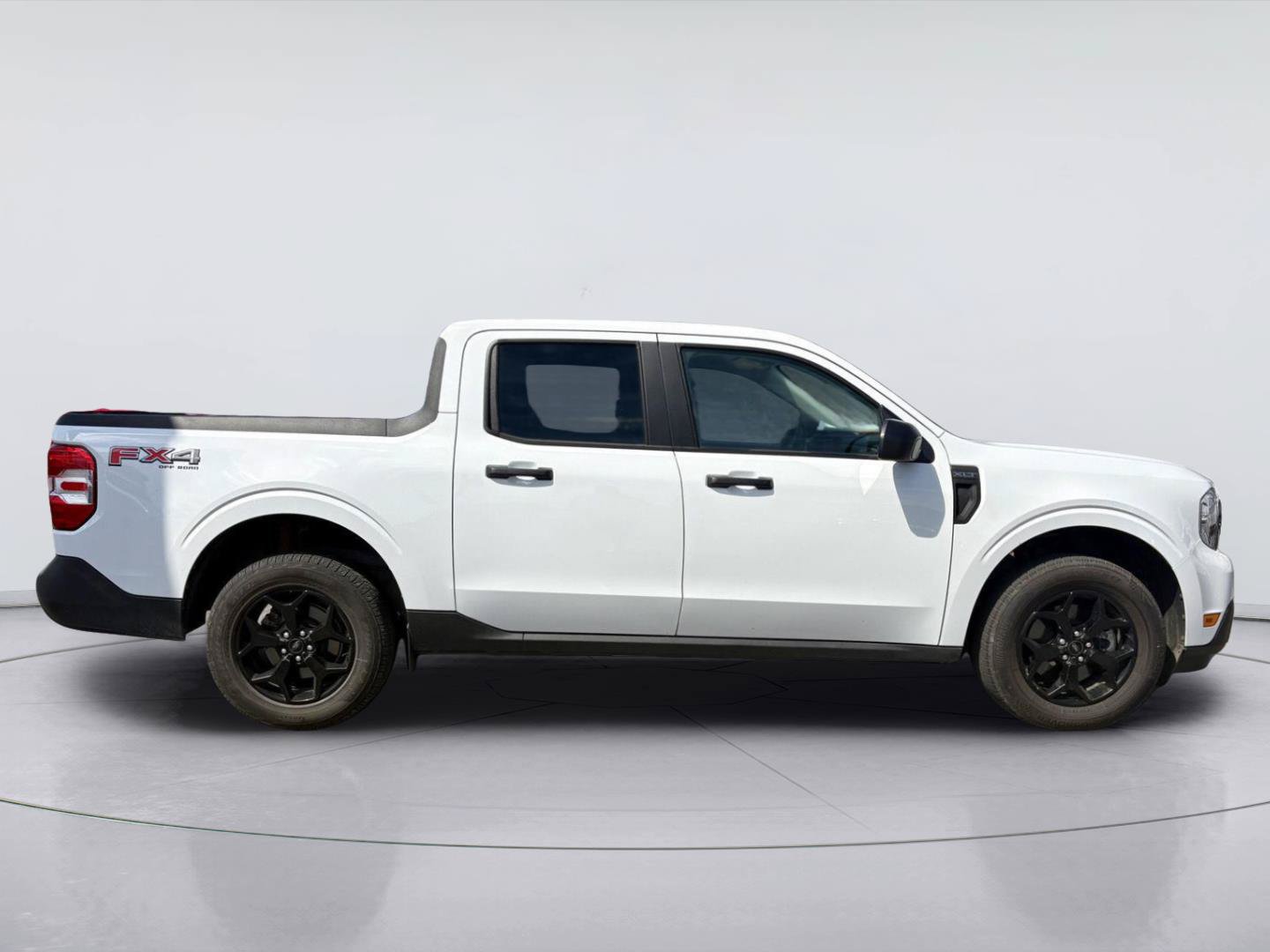Certified 2024 Ford Maverick XLT w/ Equipment Group 300A Standard AWD/4WD image 2