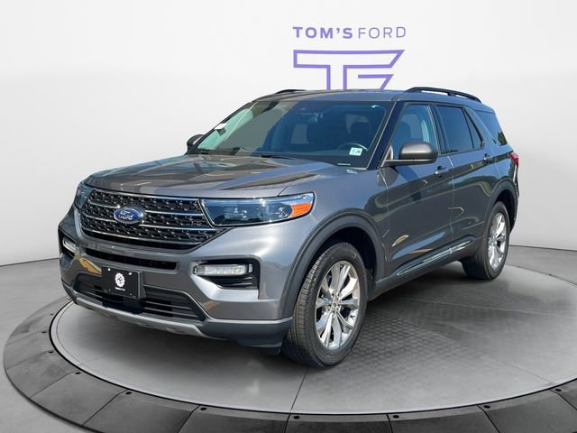 Certified 2023 Ford Explorer XLT w/ Equipment Group 202A