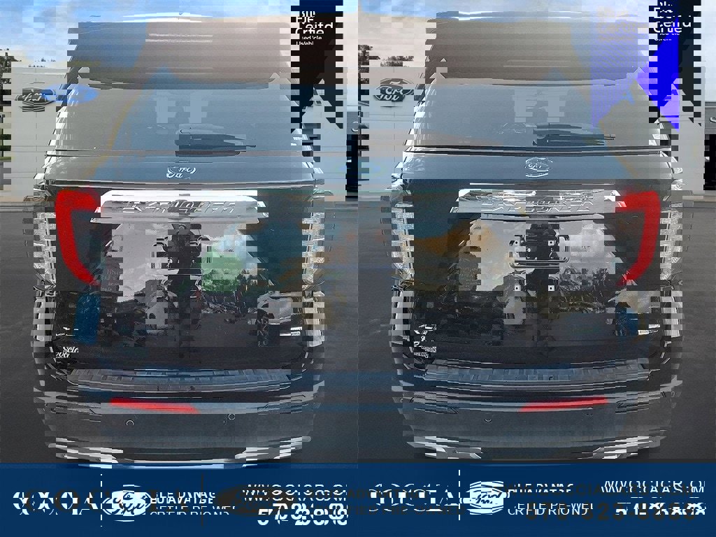 Certified 2020 Ford Explorer XLT w/ Equipment Group 202A image 4