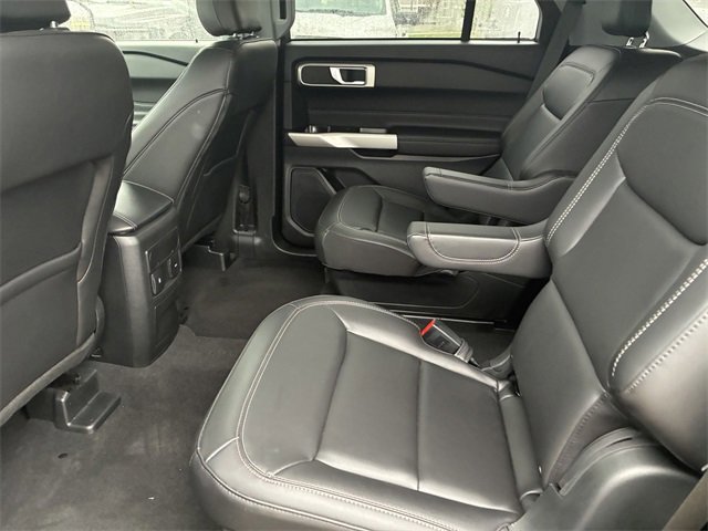 Certified 2023 Ford Explorer XLT w/ Equipment Group 202A image 14