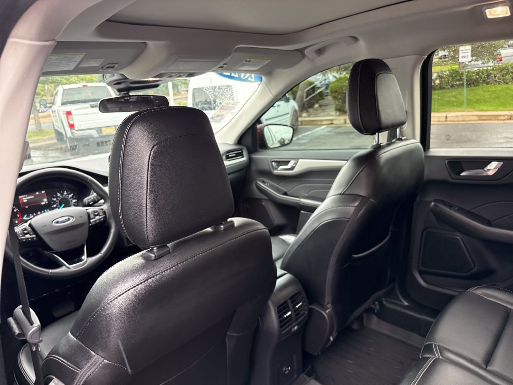 Certified 2022 Ford Escape SEL AWD/4WD image 22