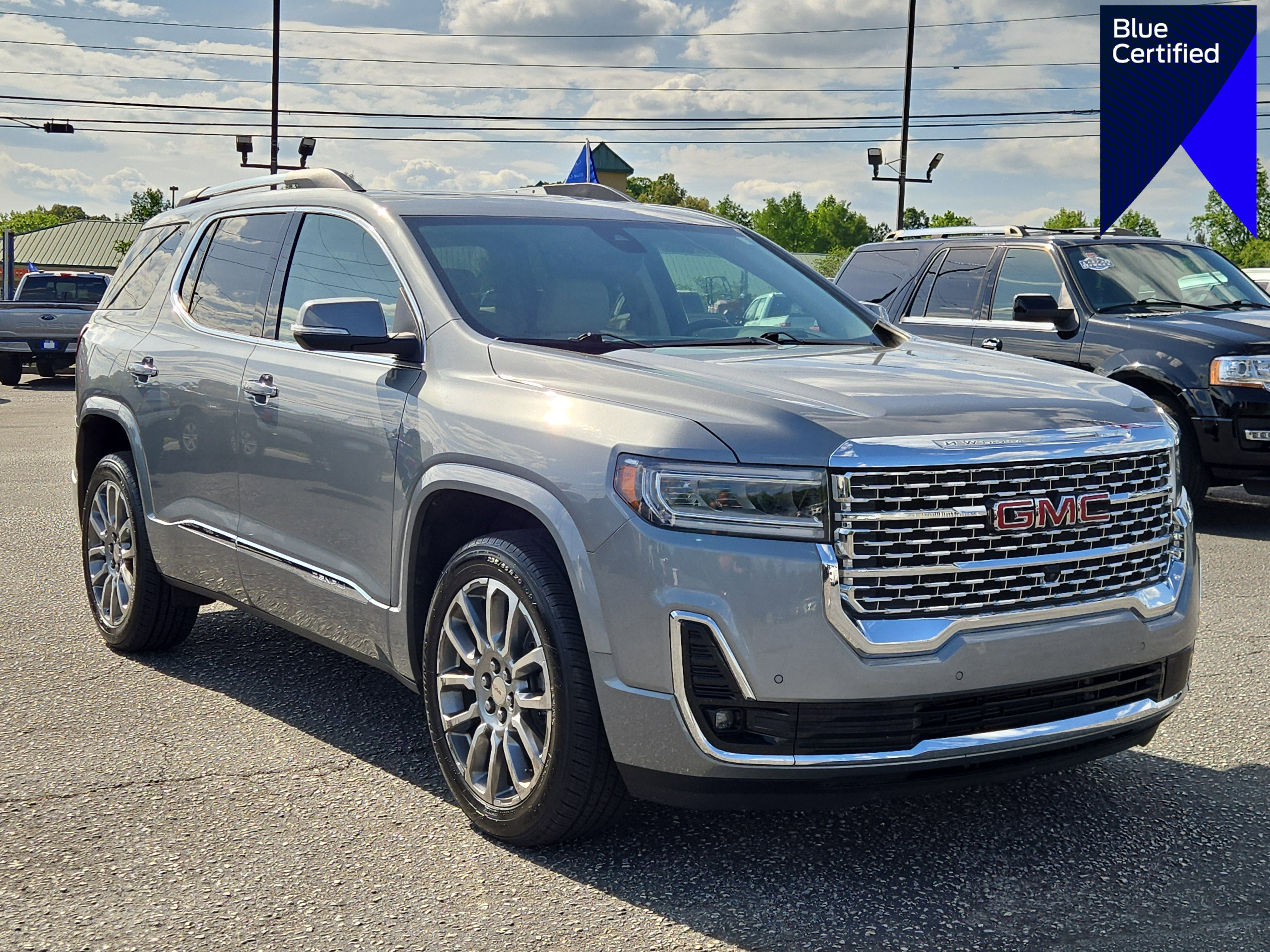 Used 2023 GMC Acadia Denali w/ Denali Technology Package FWD image 1