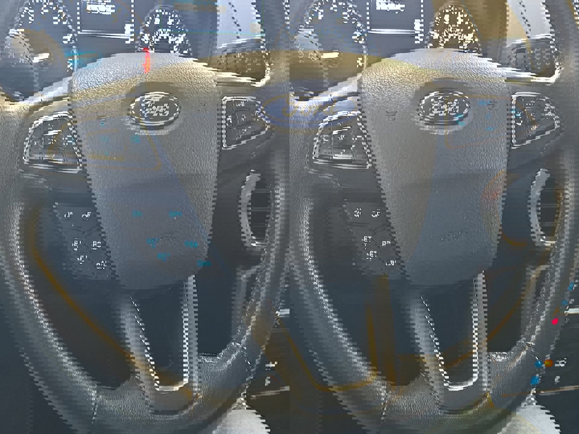 Certified 2019 Ford EcoSport SE image 14