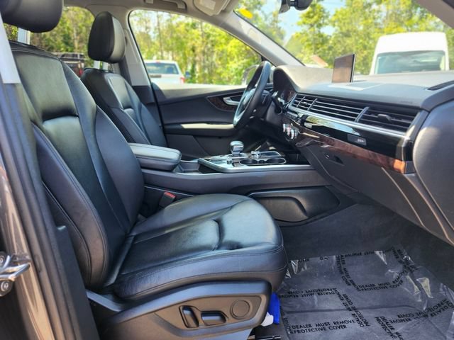 Used 2018 Audi Q7 3.0T Premium Plus w/ Premium Plus Package AWD/4WD image 11