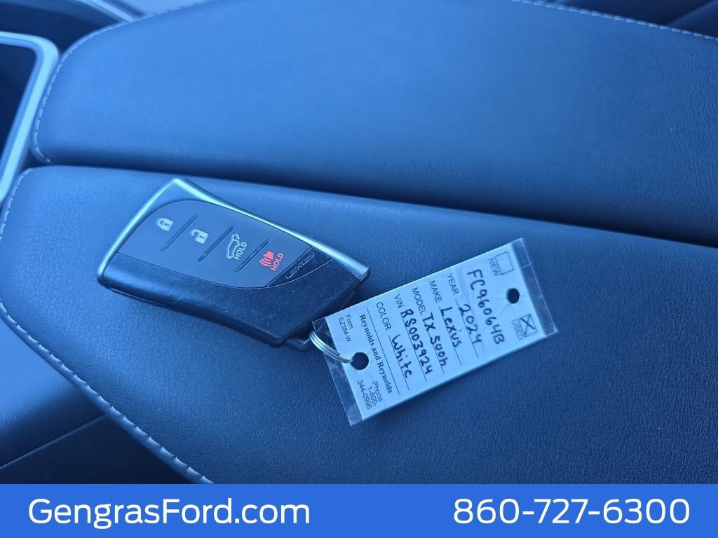 Used 2024 Lexus TX 500h AWD w/ Technology Package image 38