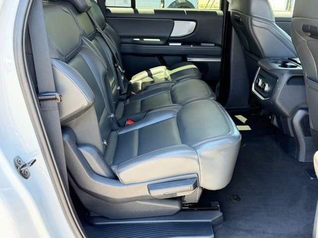 Certified 2025 Ford Expedition Max Active AWD/4WD image 18