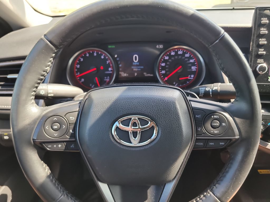 Used 2022 Toyota Camry XSE FWD image 27