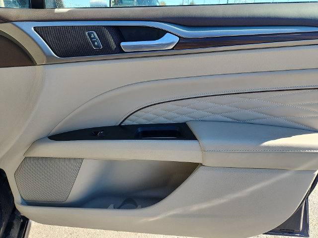 Certified 2018 Ford Fusion Platinum AWD/4WD image 33