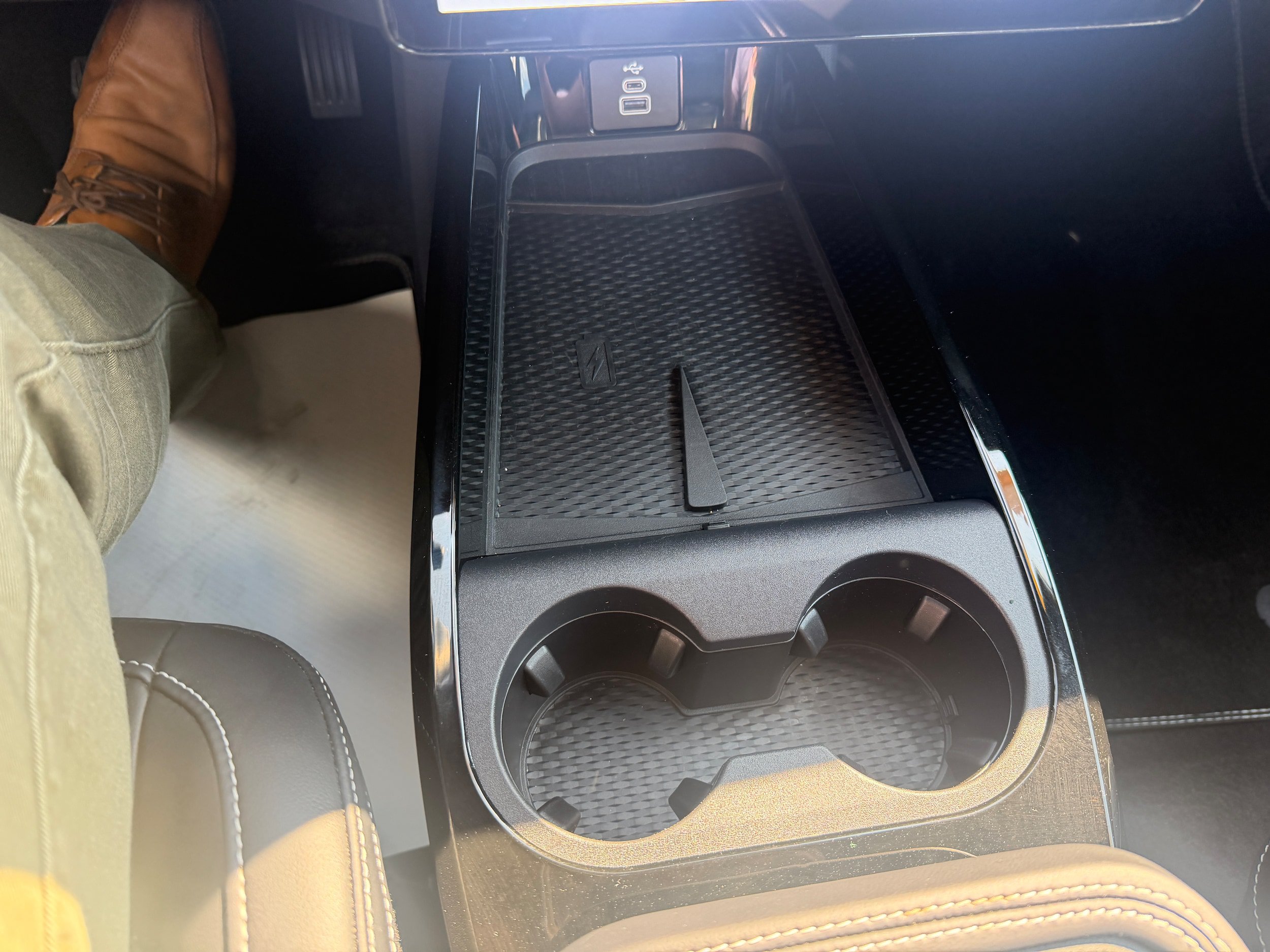 Certified 2025 Ford Mustang Mach-E GT AWD/4WD image 31