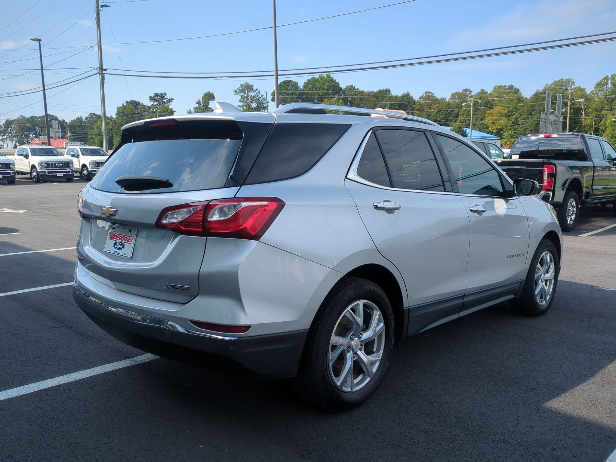 Used 2018 Chevrolet Equinox Premier FWD image 5
