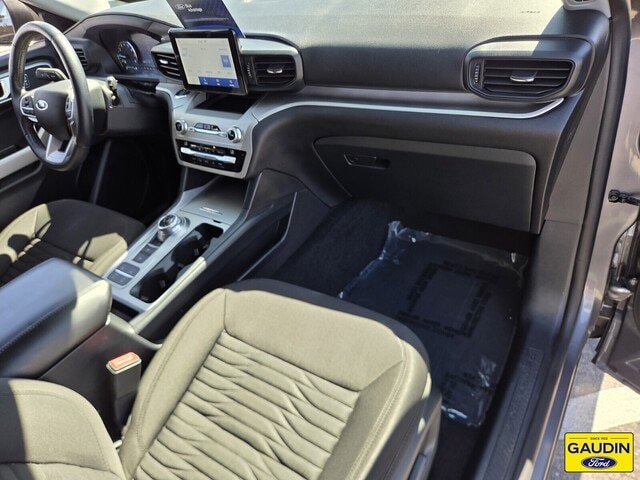 Certified 2021 Ford Explorer XLT RWD image 18