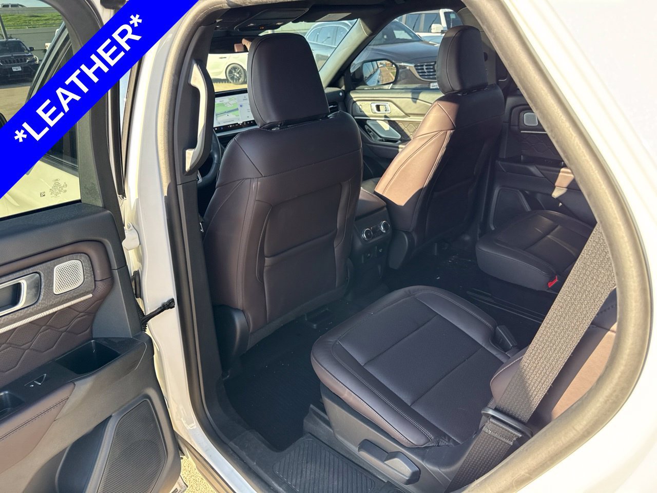 Certified 2025 Ford Explorer Platinum w/ Ultimate Package RWD image 7