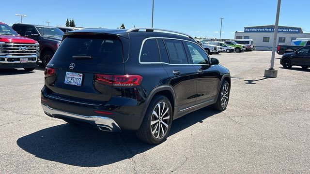 Used 2022 Mercedes-Benz GLB 250 w/ Premium Package Lite image 3