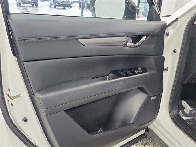 Used 2019 MAZDA CX-5 Touring image 6