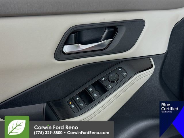 Used 2024 Nissan Rogue SV image 21