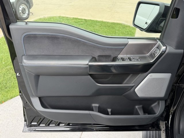 Certified 2025 Ford F150 Platinum w/ Equipment Group 702A High image 9