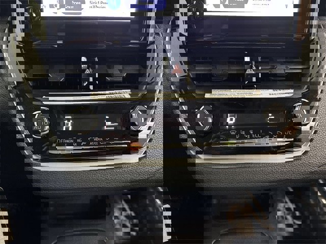 Used 2024 Toyota Corolla LE image 9