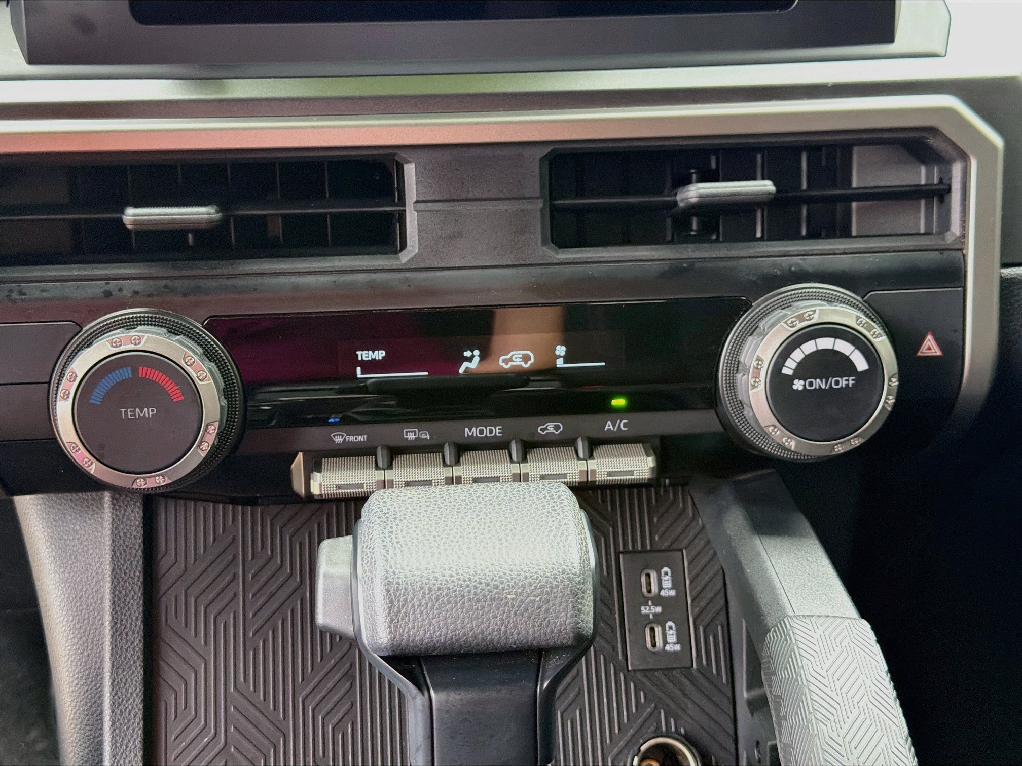 Used 2025 Toyota 4Runner SR5 AWD/4WD image 15