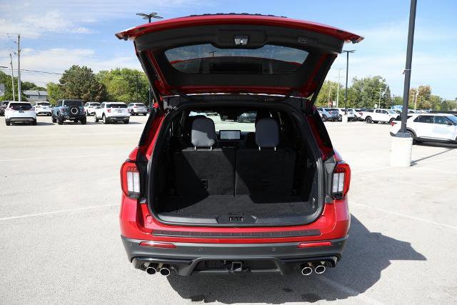 Certified 2025 Ford Explorer ST image 15