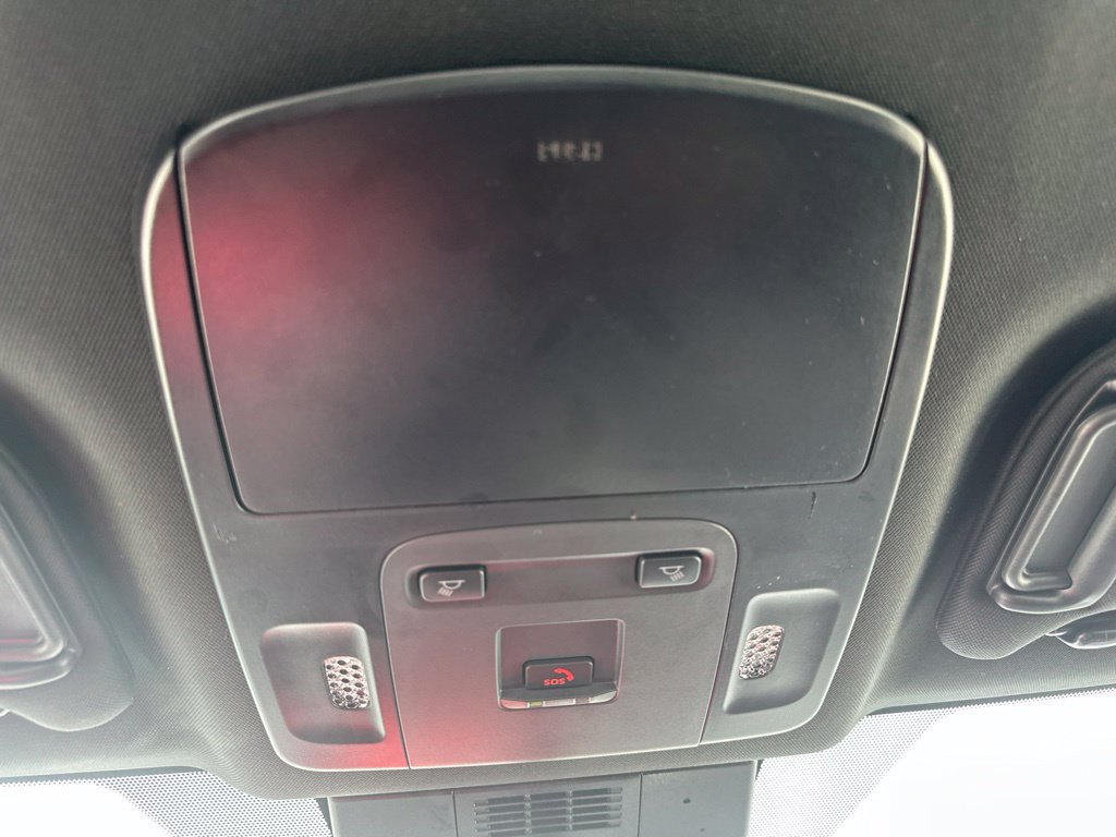 Used 2025 Toyota Camry SE FWD image 42