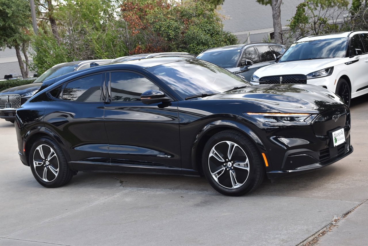 Certified 2023 Ford Mustang Mach-E Premium RWD image 5