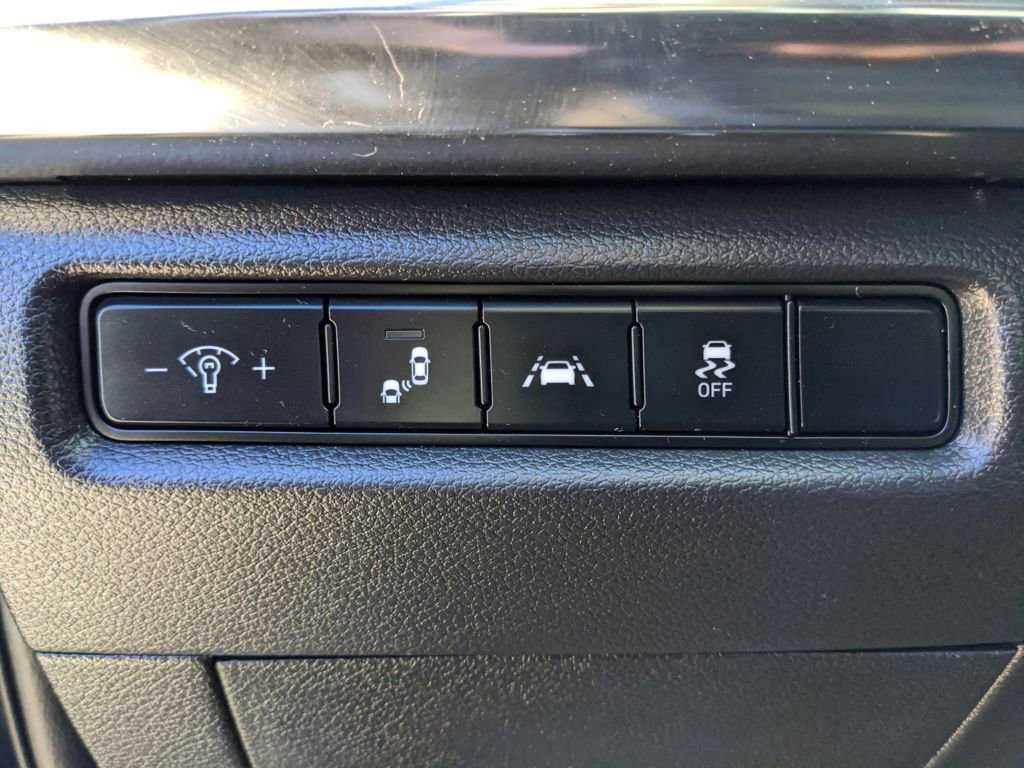 Used 2022 Kia Telluride S image 14