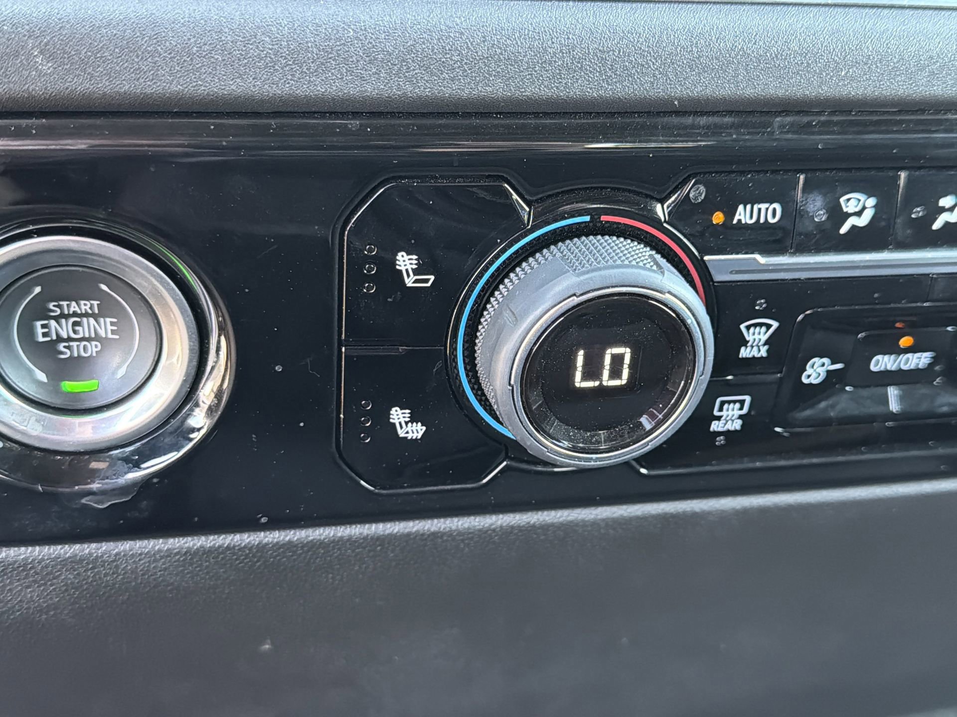 Used 2024 Chevrolet Silverado 1500 LT image 15