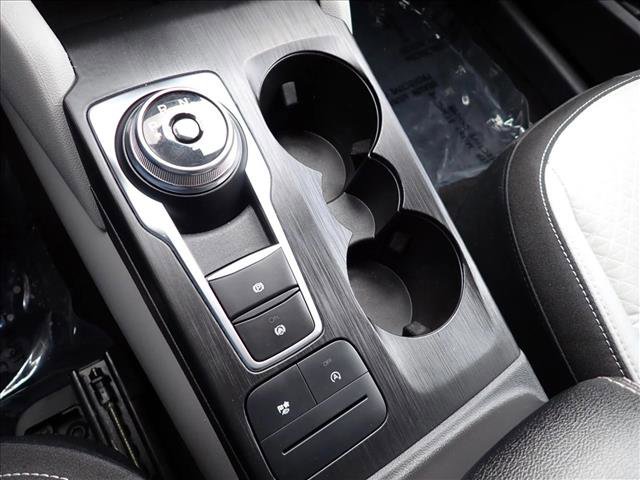 Certified 2023 Ford Escape Active AWD/4WD image 18