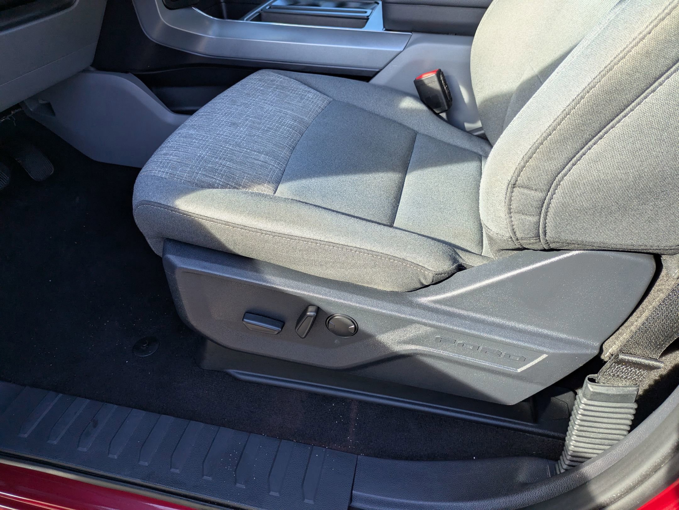 Certified 2022 Ford F150 XLT w/ Equipment Group 302A High image 14