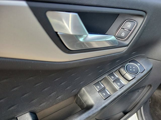 Certified 2020 Ford Escape SE AWD/4WD image 23