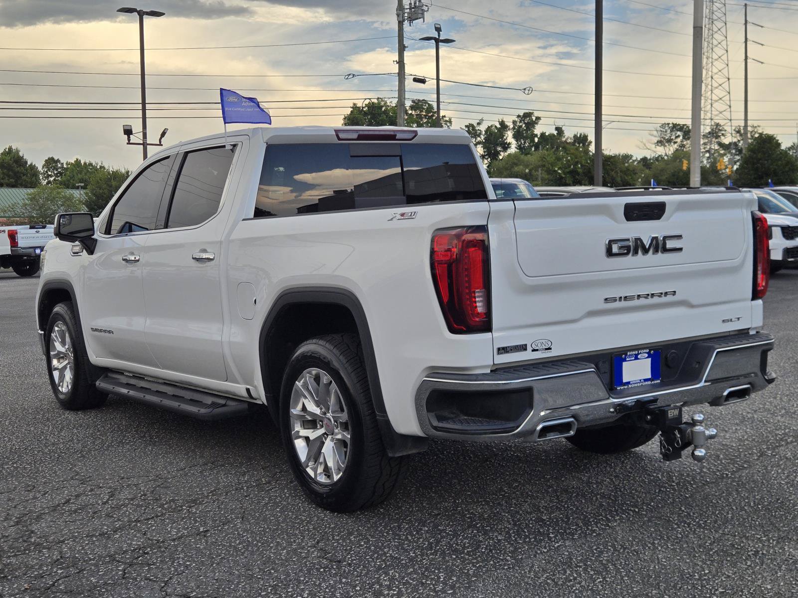 Used 2021 GMC Sierra 1500 SLT w/ SLT Convenience Package AWD/4WD image 8