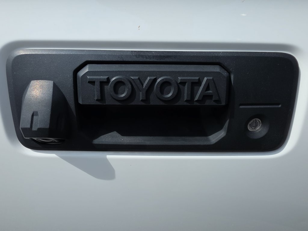 Used 2021 Toyota Tacoma SR w/ SR Convenience Package RWD image 11