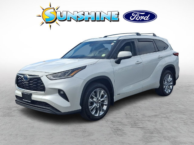 Used 2023 Toyota Highlander Limited AWD/4WD image 3