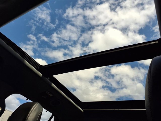 Certified 2023 Ford Explorer Limited image 17