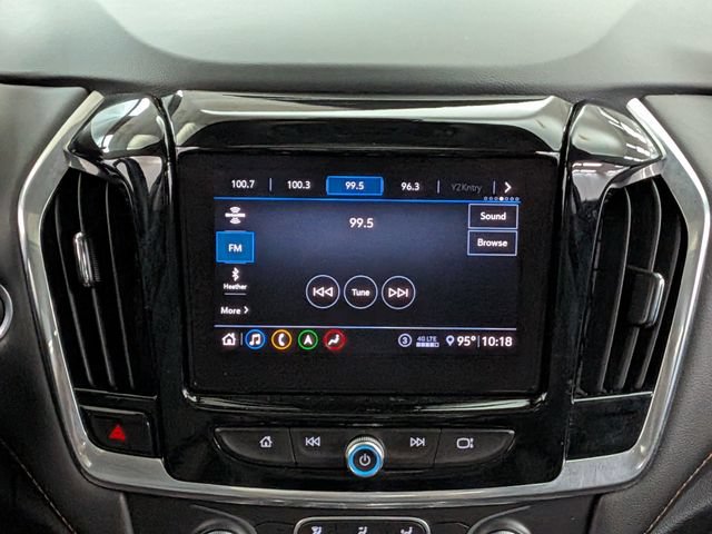 Used 2020 Chevrolet Traverse LT w/ LT Premium Package AWD/4WD image 32
